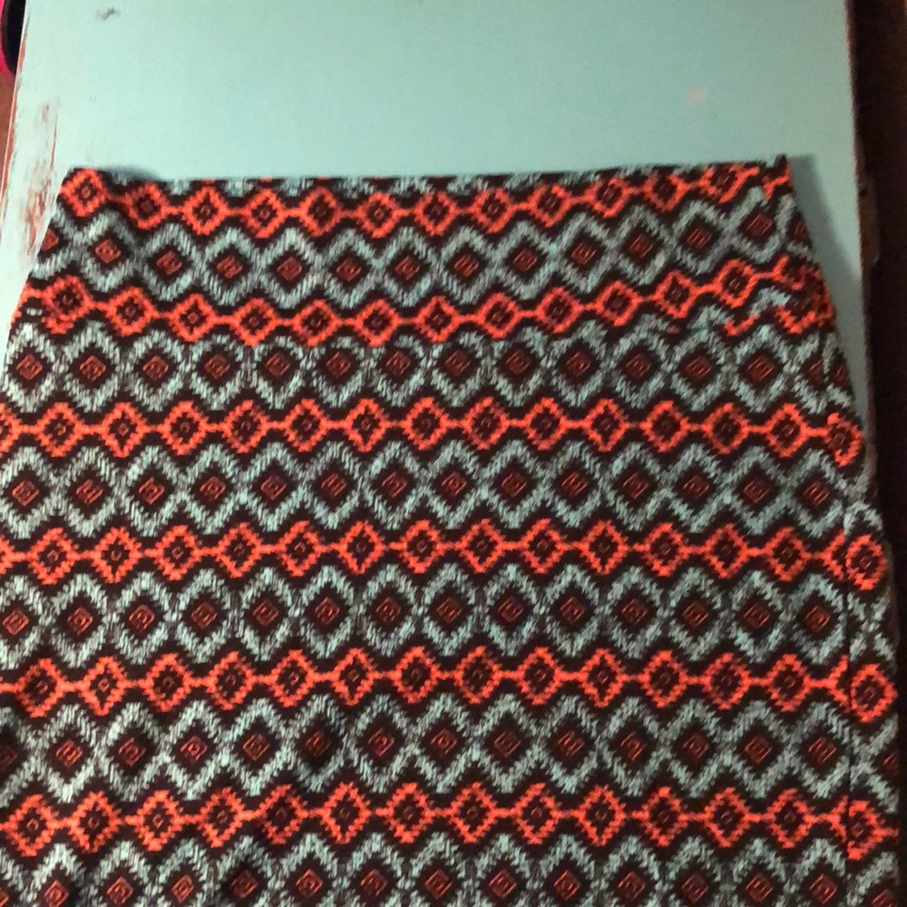 LuLaRoe Cassie